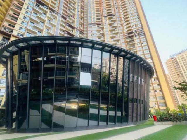 3 BHK Apartment in Hadapsar for rent Pune. The reference number is 19193710