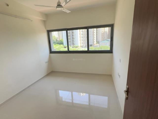 3 BHK Apartment in Hadapsar for rent Pune. The reference number is 20000021