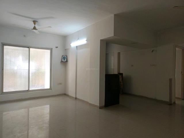 3 BHK Apartment in Hadapsar for rent Pune. The reference number is 20020556