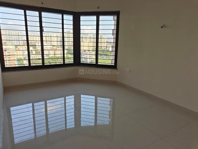 3 BHK Apartment in Hadapsar for rent Pune. The reference number is 20585288