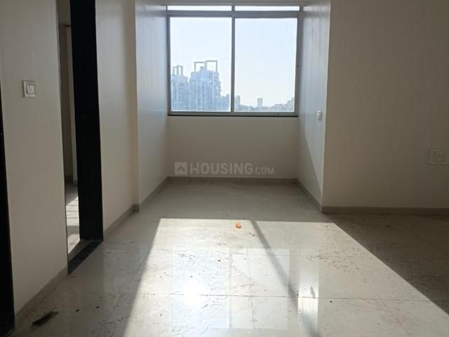 3 BHK Apartment in Hadapsar for rent Pune. The reference number is 20587924