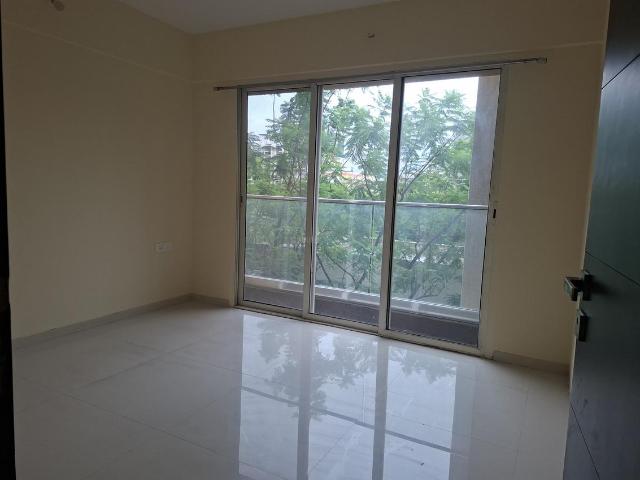 3 BHK Apartment in Hadapsar for rent Pune. The reference number is 20590417