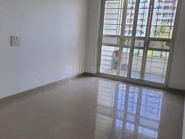 3 BHK Apartment in Hadapsar for rent Pune. The reference number is 20536909