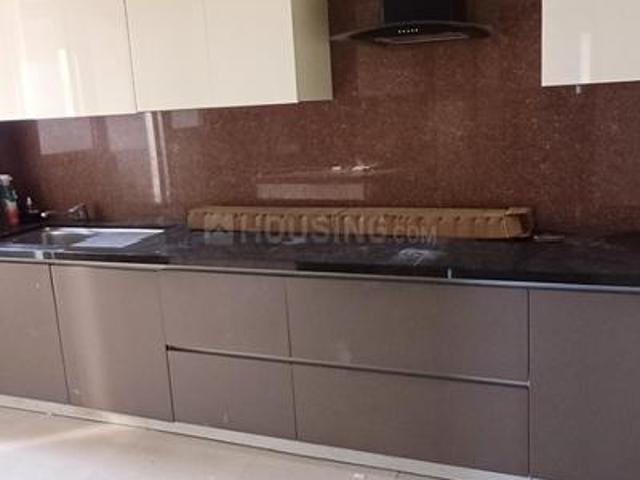 3 BHK Apartment in Hadapsar for rent Pune. The reference number is 20783763