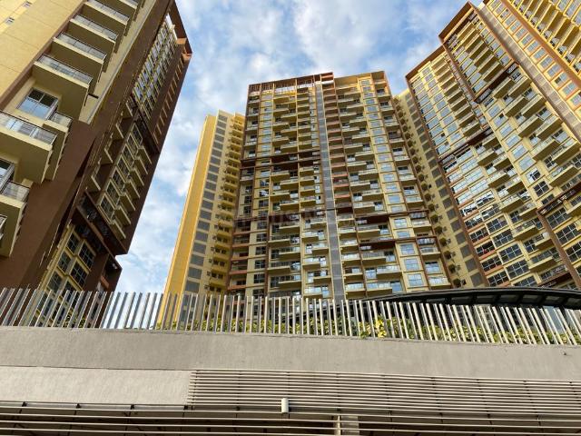 3 BHK Apartment in Hadapsar for rent Pune. The reference number is 20854644