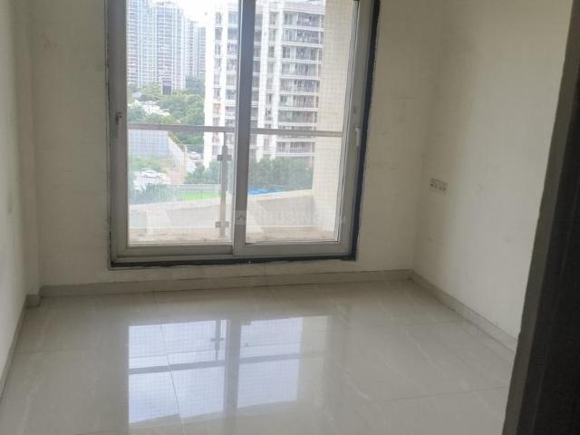 3 BHK Apartment in Hadapsar for rent Pune. The reference number is 20876841