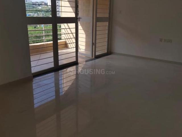 3 BHK Apartment in Hadapsar for rent Pune. The reference number is 20968880