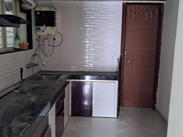 3 BHK Apartment in Hadapsar for rent Pune. The reference number is 20975441