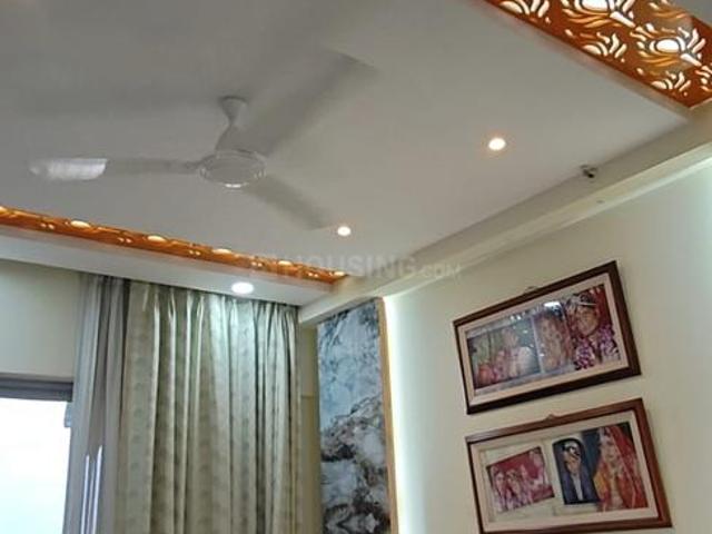 3 BHK Apartment in Hadapsar for rent Pune. The reference number is 21029622