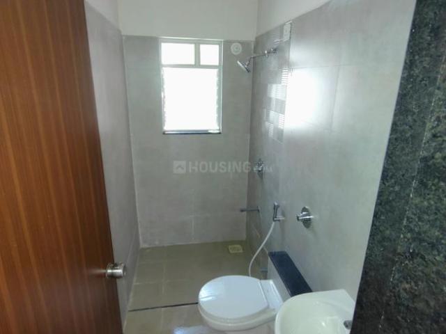 3 BHK Apartment in Hadapsar for rent Pune. The reference number is 21168248