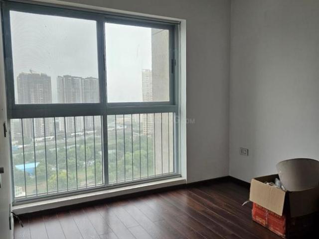 3 BHK Apartment in Hadapsar for rent Pune. The reference number is 21199311