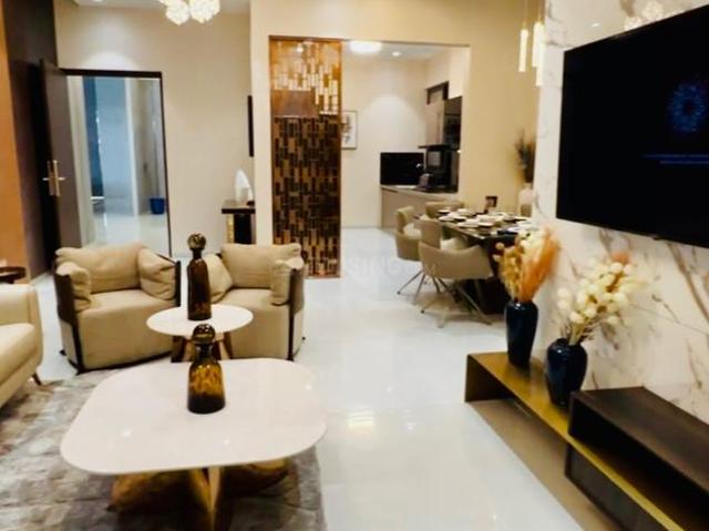 3 BHK Apartment in Hadapsar for resale Pune. The reference number is 18628224