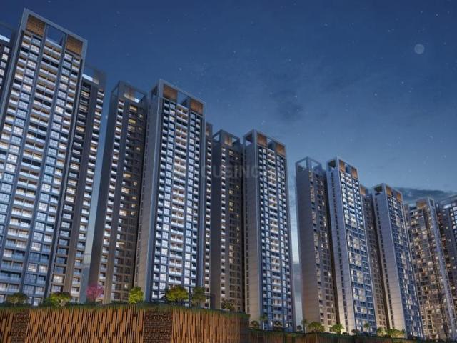 3 BHK Apartment in Hadapsar for resale Pune. The reference number is 20332314