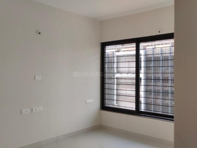 3 BHK Apartment in Hadapsar for resale Pune. The reference number is 21063465