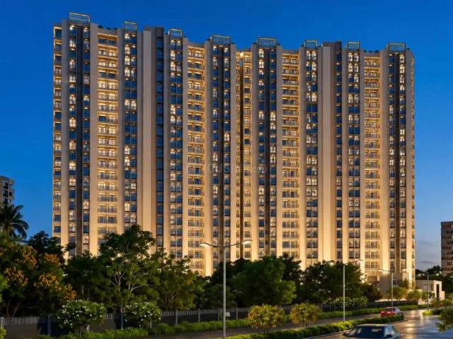 3 BHK Apartment in Hadapsar for resale Pune. The reference number is 21365041