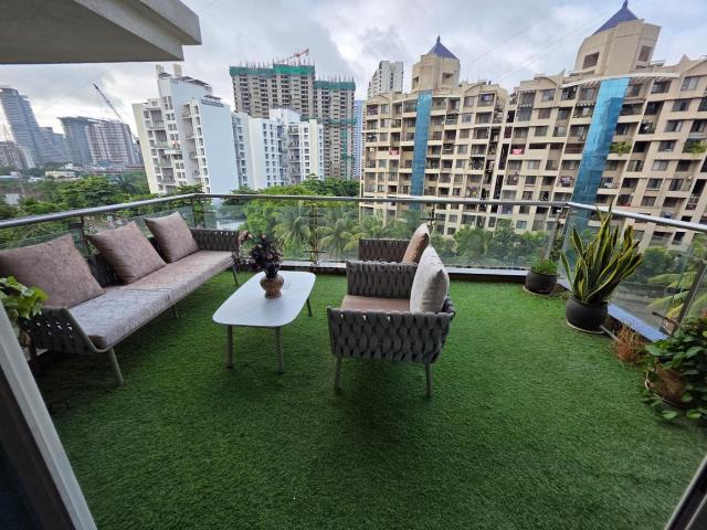 3 BHK Apartment in Hadapsar for resale Pune. The reference number is 21369164