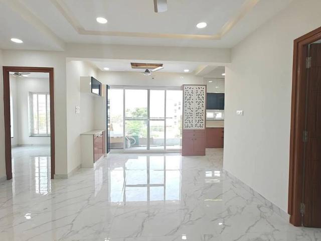 3 BHK Apartment in Hafeezpet for resale Hyderabad. The reference number is 17296844
