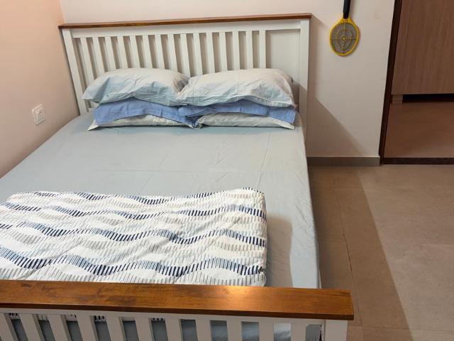 3 BHK Apartment in Halasuru for rent Bengaluru. The reference number is 20589970