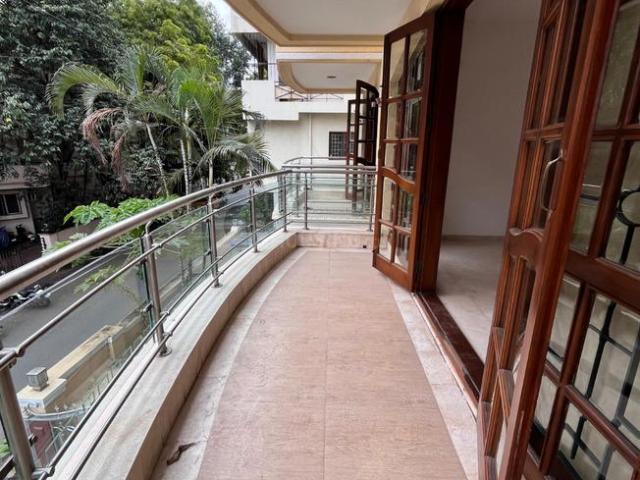 3 BHK Apartment in Halasuru for rent Bengaluru. The reference number is 21122546