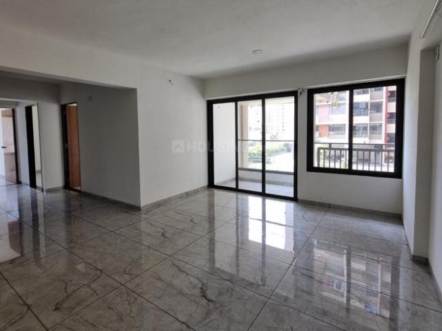 3 BHK Apartment in Hanspura for resale Ahmedabad. The reference number is 19861281