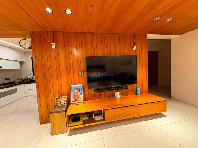 3 BHK Apartment in Hari Nagar for rent Rajkot. The reference number is 19144700