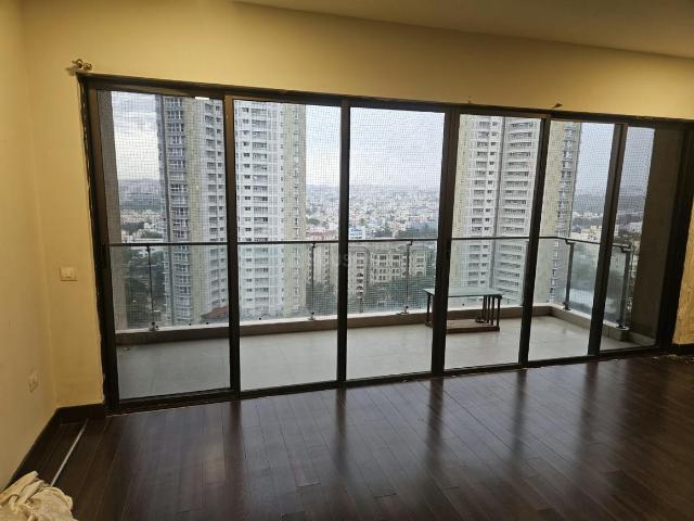 3 BHK Apartment in Hebbal for resale Bengaluru. The reference number is 21258083