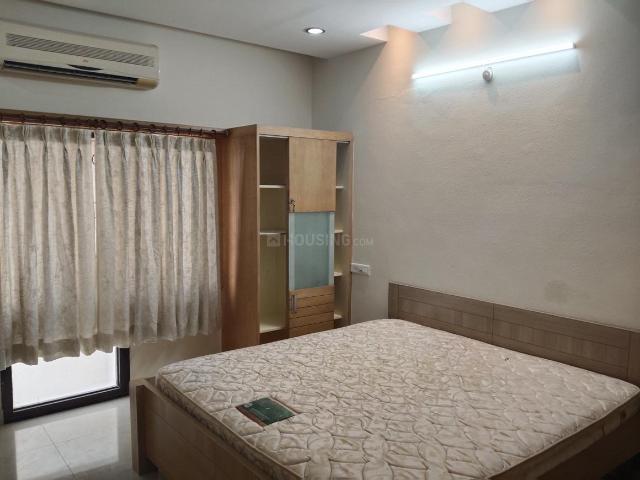 3 BHK Apartment in Hitech City for rent Hyderabad. The reference number is 20973206