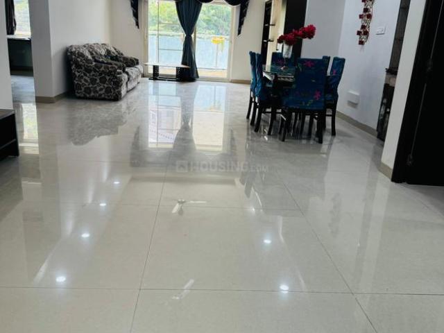 3 BHK Apartment in Hitech City for resale Hyderabad. The reference number is 18573371