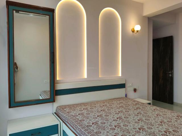 3 BHK Apartment in Hiranandani Estate for rent Thane. The reference number is 20223282