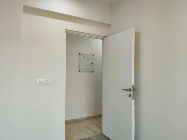 3 BHK Apartment in Hiranandani Estate for resale Thane. The reference number is 18668578