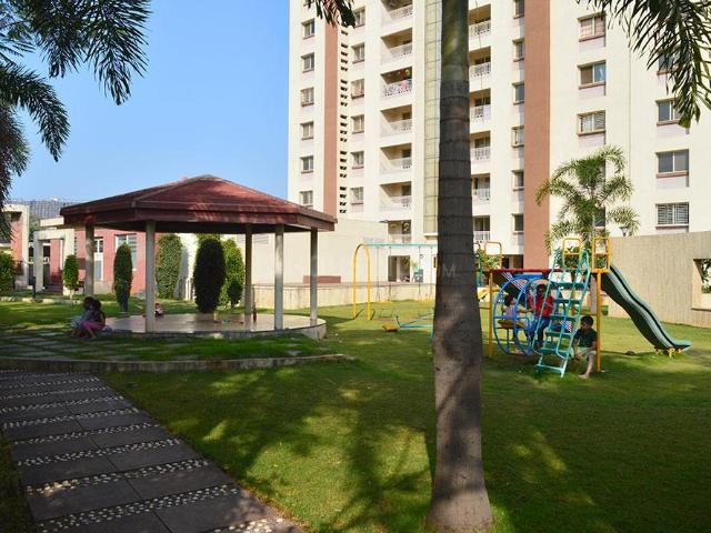 3 BHK Apartment in Indira Nagar for rent Nashik. The reference number is 15216021
