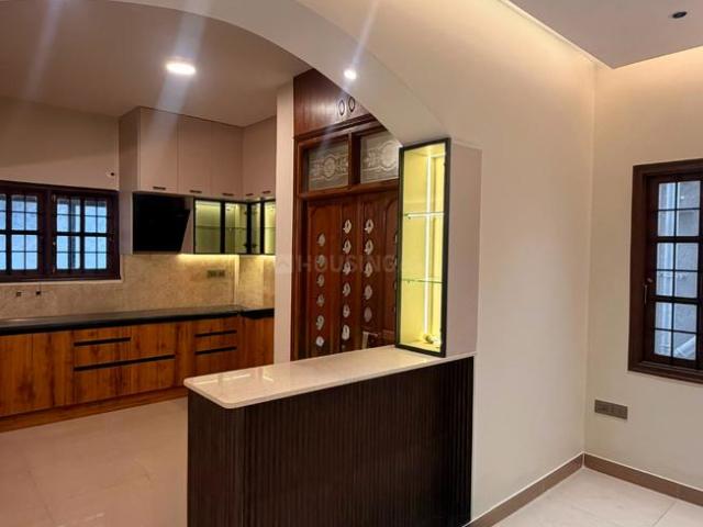 3 BHK Apartment in Indira Nagar for resale Bengaluru. The reference number is 20941328