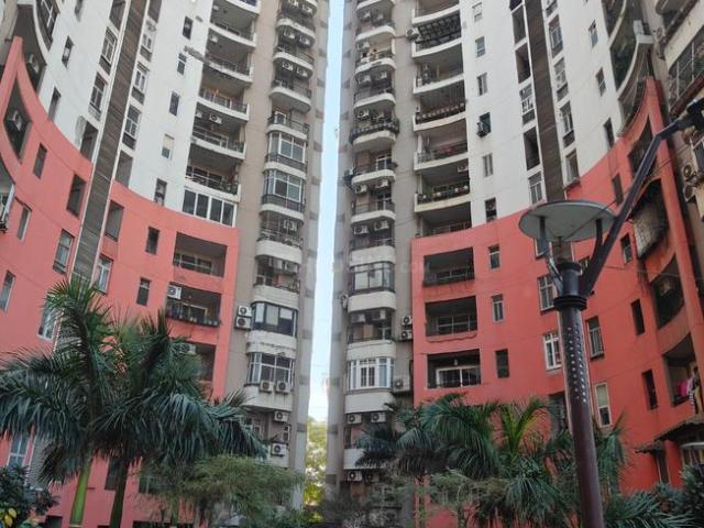 3 BHK Apartment in Indirapuram for rent Ghaziabad. The reference number is 16572229