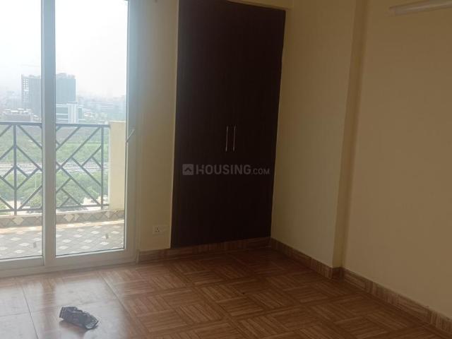 3 BHK Apartment in Indirapuram for rent Ghaziabad. The reference number is 19019804