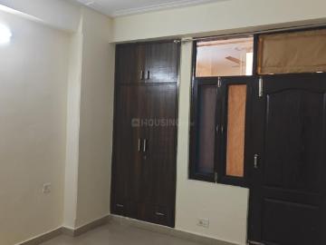 3 BHK Apartment in Indirapuram for rent Ghaziabad. The reference number is 19432716