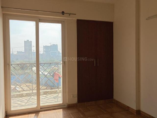 3 BHK Apartment in Indirapuram for rent Ghaziabad. The reference number is 19499731