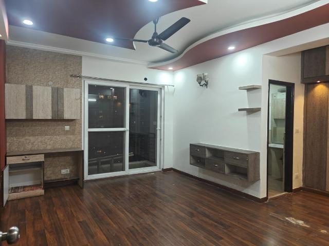 3 BHK Apartment in Indirapuram for rent Ghaziabad. The reference number is 19595819