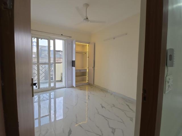 3 BHK Apartment in Indirapuram for rent Ghaziabad. The reference number is 19821049