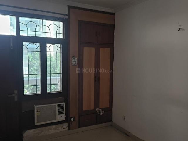 3 BHK Apartment in Indirapuram for rent Ghaziabad. The reference number is 19868316