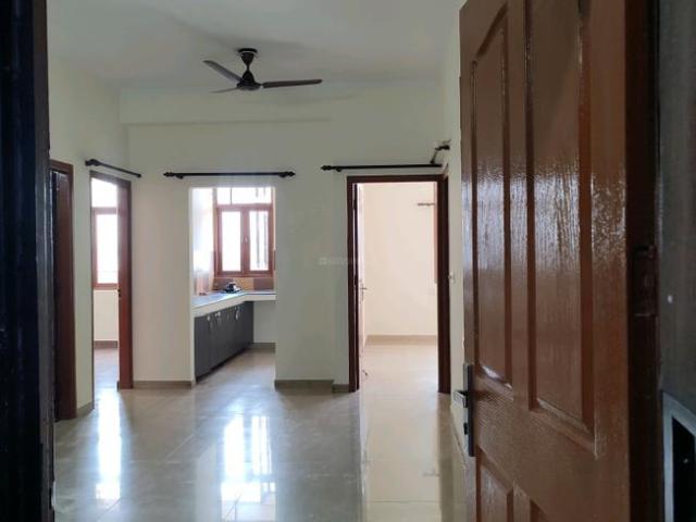 3 BHK Apartment in Indirapuram for rent Ghaziabad. The reference number is 12244156