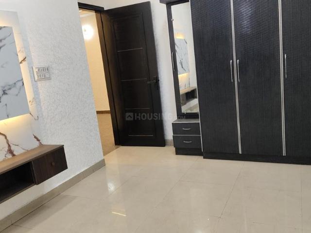 3 BHK Apartment in Indirapuram for rent Ghaziabad. The reference number is 20149801
