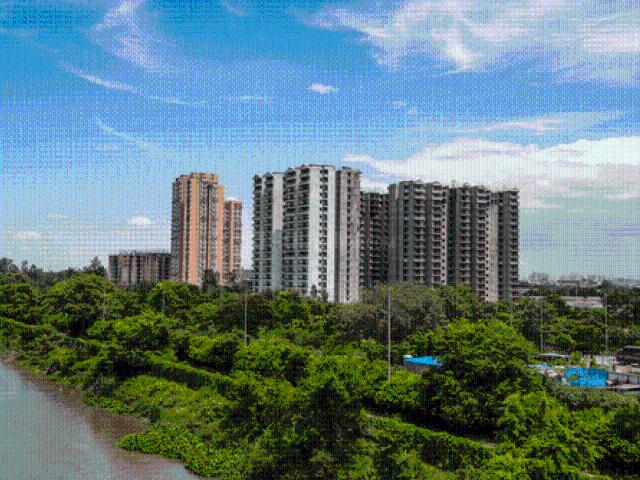 3 BHK Apartment in Indirapuram for rent Ghaziabad. The reference number is 20173949