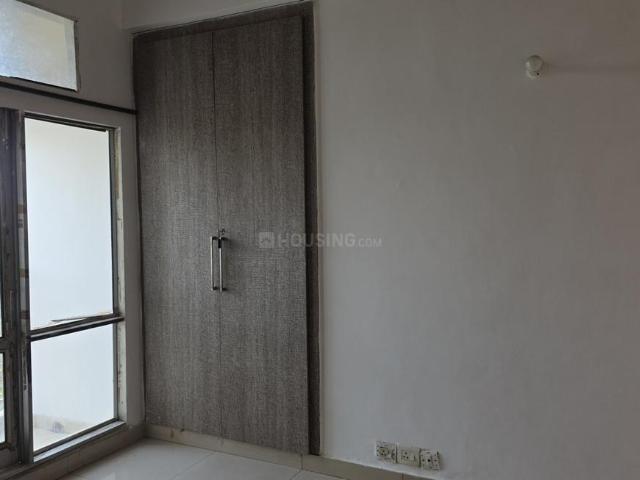 3 BHK Apartment in Indirapuram for rent Ghaziabad. The reference number is 20469892