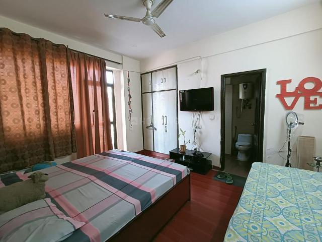 3 BHK Apartment in Indirapuram for rent Ghaziabad. The reference number is 20671312