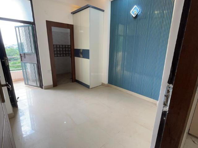 3 BHK Apartment in Indirapuram for rent Ghaziabad. The reference number is 20833081