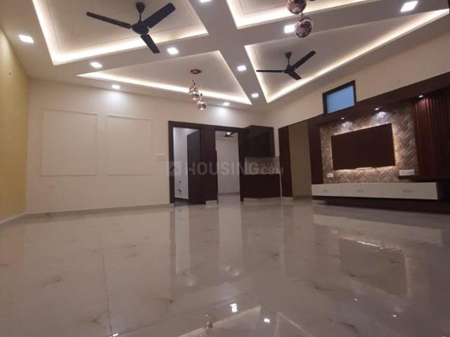 3 BHK Apartment in Indirapuram for rent Ghaziabad. The reference number is 20979238