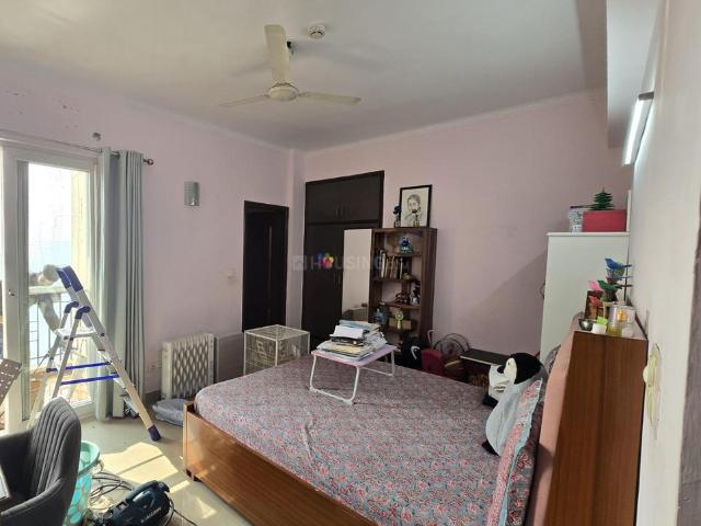 3 BHK Apartment in Indirapuram for rent Ghaziabad. The reference number is 20993583