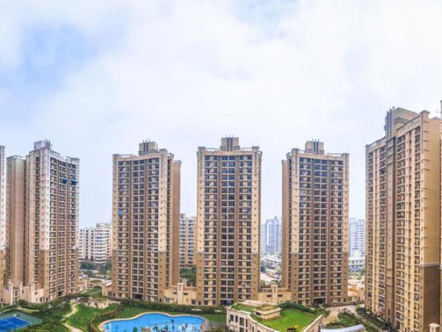 3 BHK Apartment in Indirapuram for rent Ghaziabad. The reference number is 21037965