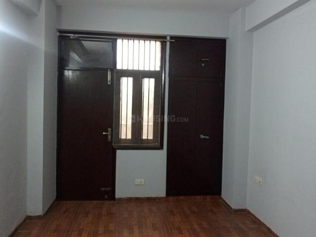 3 BHK Apartment in Indirapuram for rent Ghaziabad. The reference number is 21055827