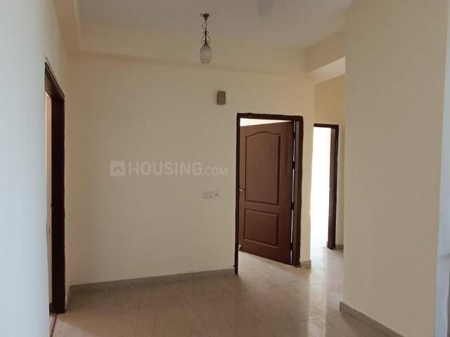 3 BHK Apartment in Indirapuram for rent Ghaziabad. The reference number is 21058155